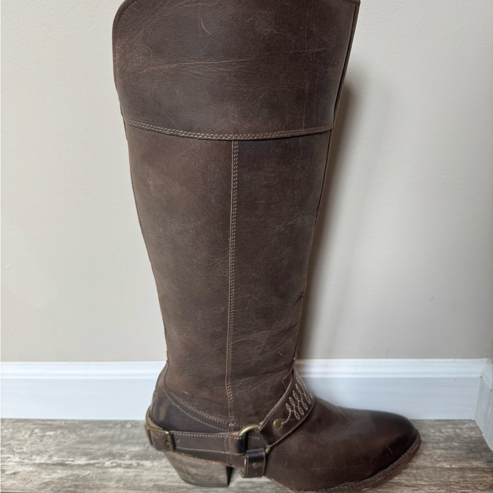 Ariat Brown Leather Boots – Style 10017362 – Size 9.5B – $75